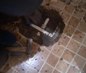 省直辖卫生间漏水维修公司为您分享下卫生间渗水如何处理及注意事项